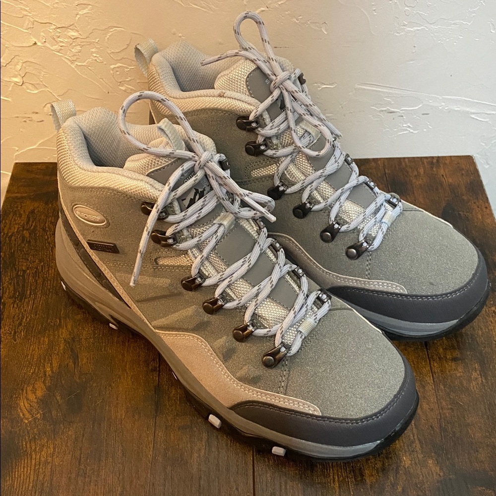 Skechers Womens Sz 8 Trego - Rocky Mountain Gray Lace-Up Hiking Boots Shoes Used